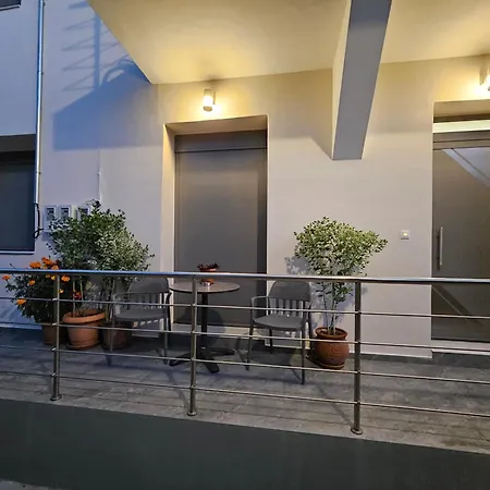 Denys & Kelly 公寓 迈索尼